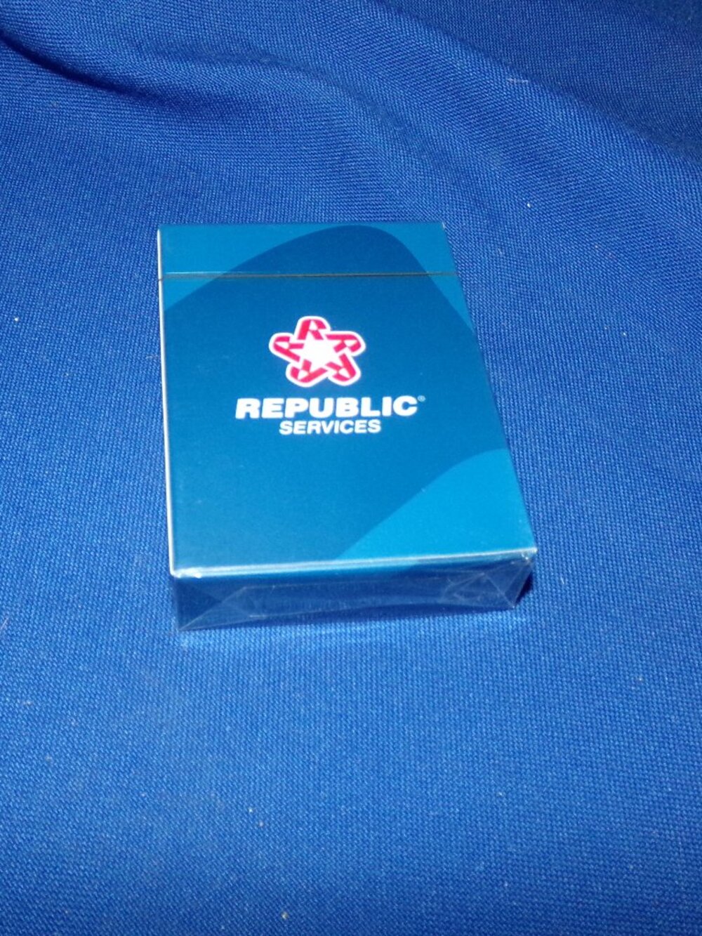 New! Unopened & Sealed Republic Services Playing Cards Deck - Blue Box